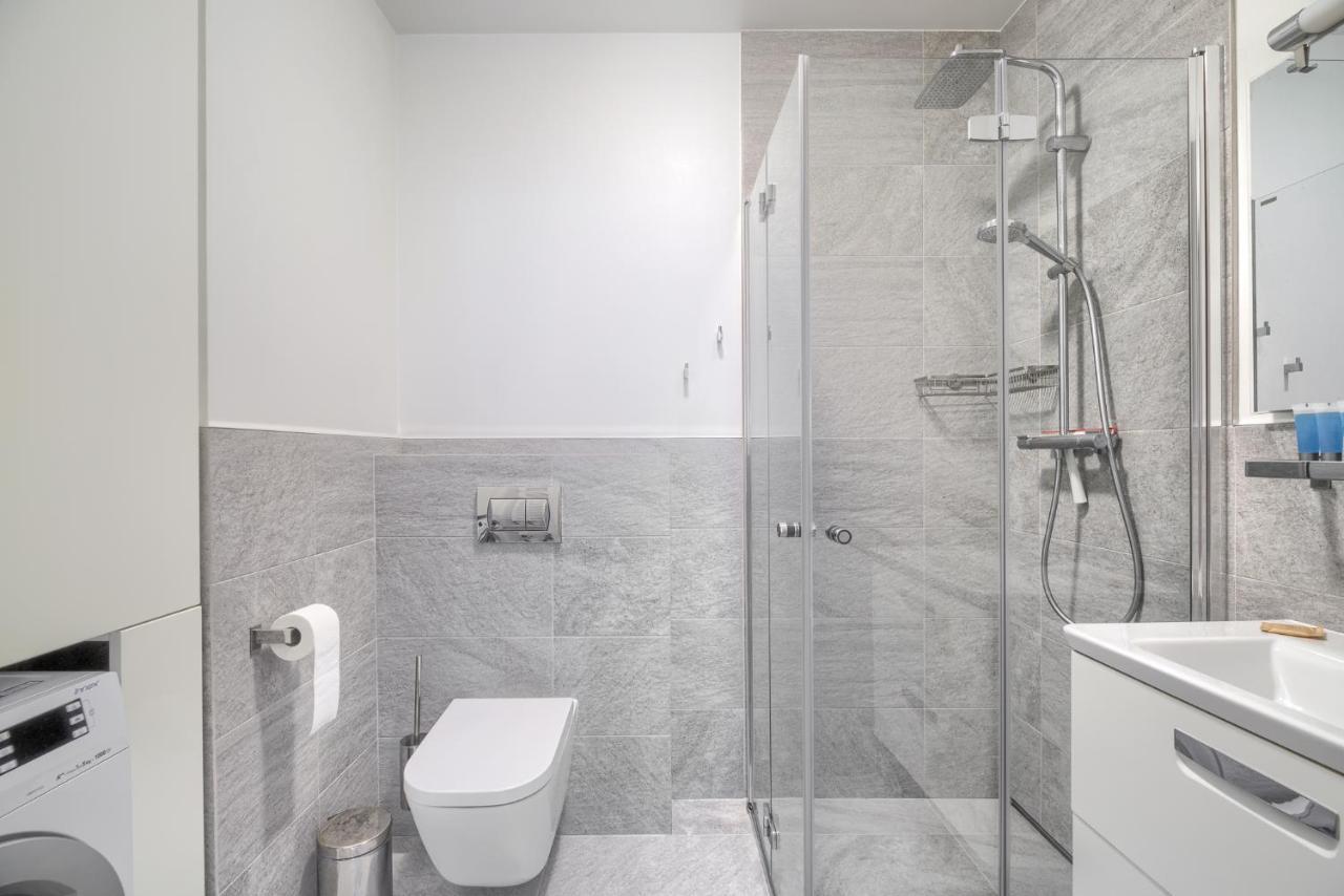 Warta River Comfort Apartment Poznań Esterno foto